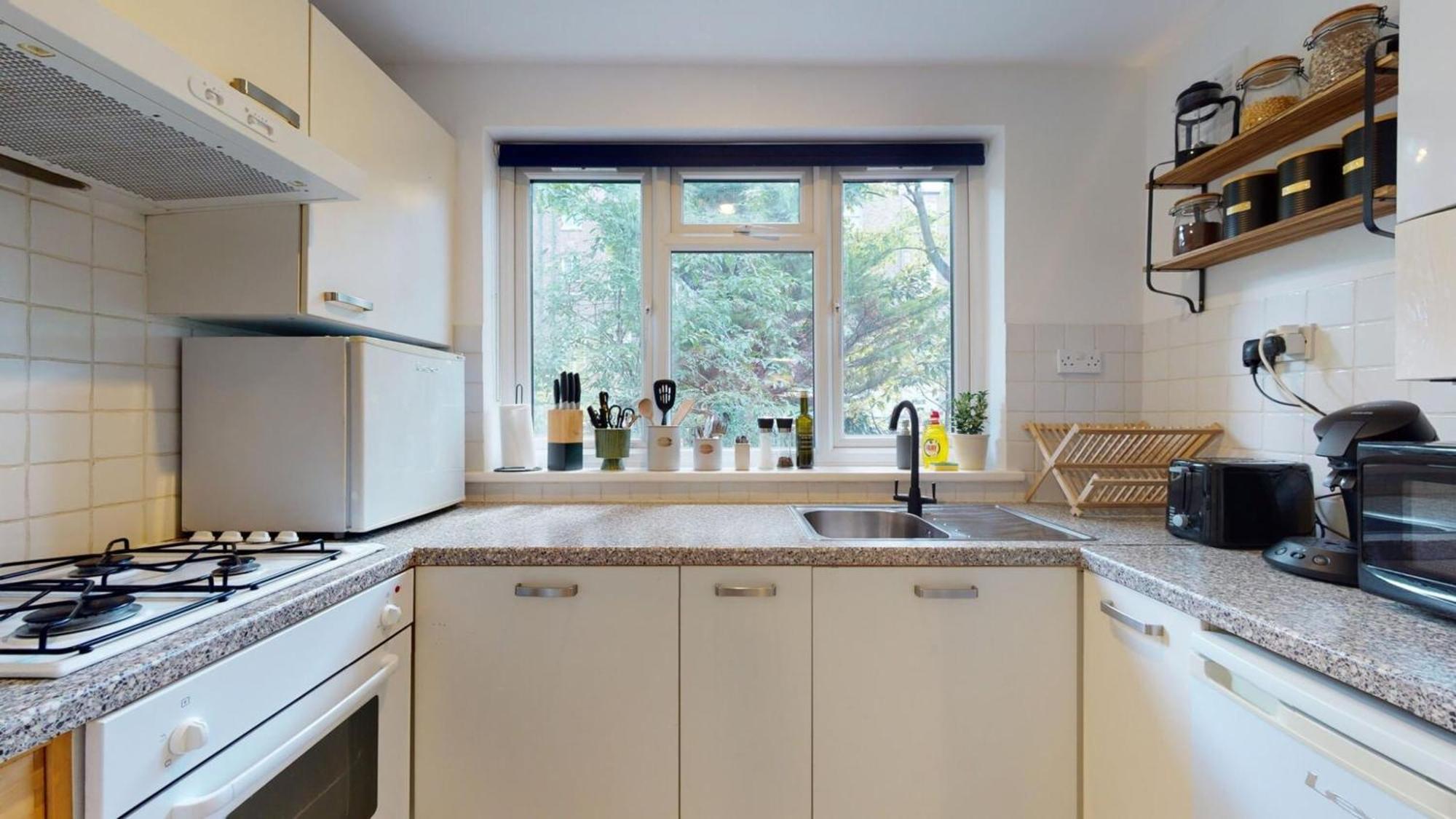 1 Bedroom Superior In Maida Vale *